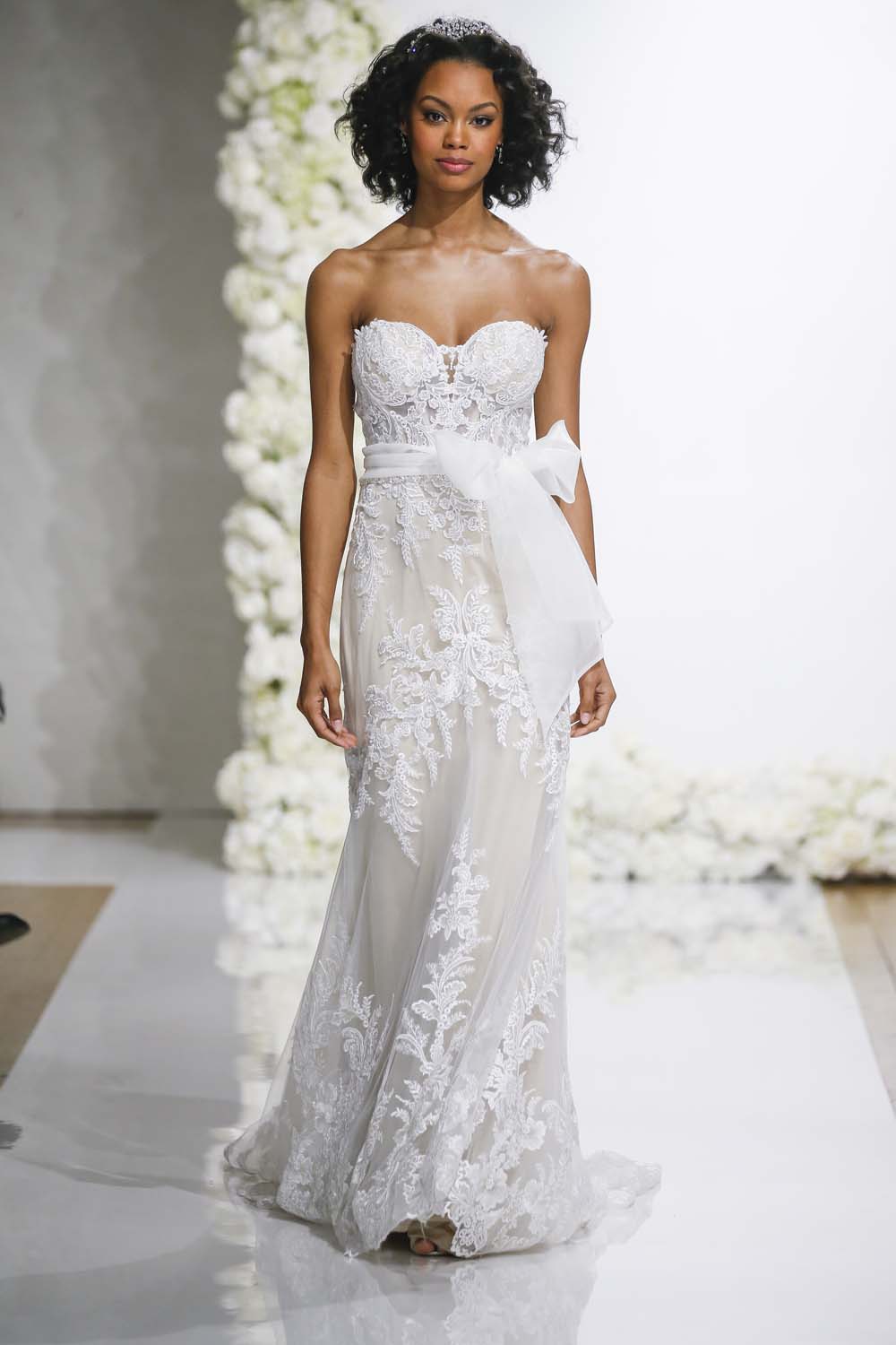 【未使用】MORI LEE MADELINE GARDNER ウェディングドレス 未使用】MORI LEE MADELINE GARDNER ウェディングドレス