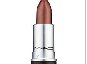 A Lovely, Must-Try Lippy