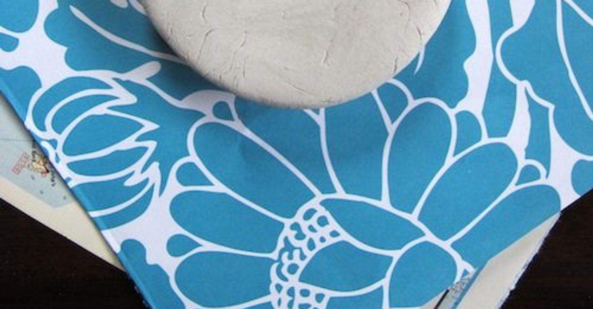 Make Your Own Personalized Paperweight Favours Weddingbells