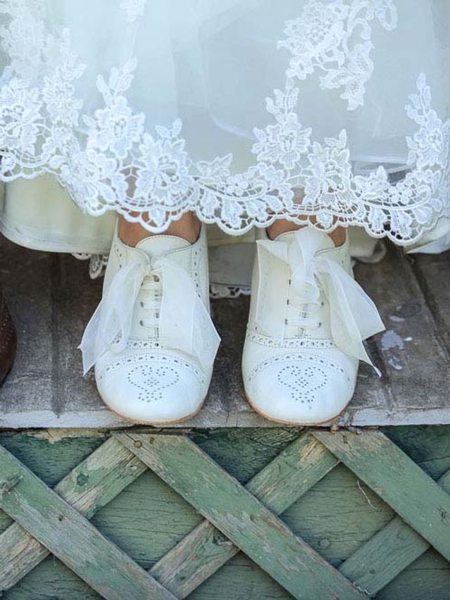 A Simple, Rustic Wedding in Tottenham, Ontario