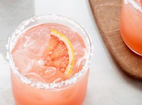 Custom Cocktails For All Your Wedding Parties