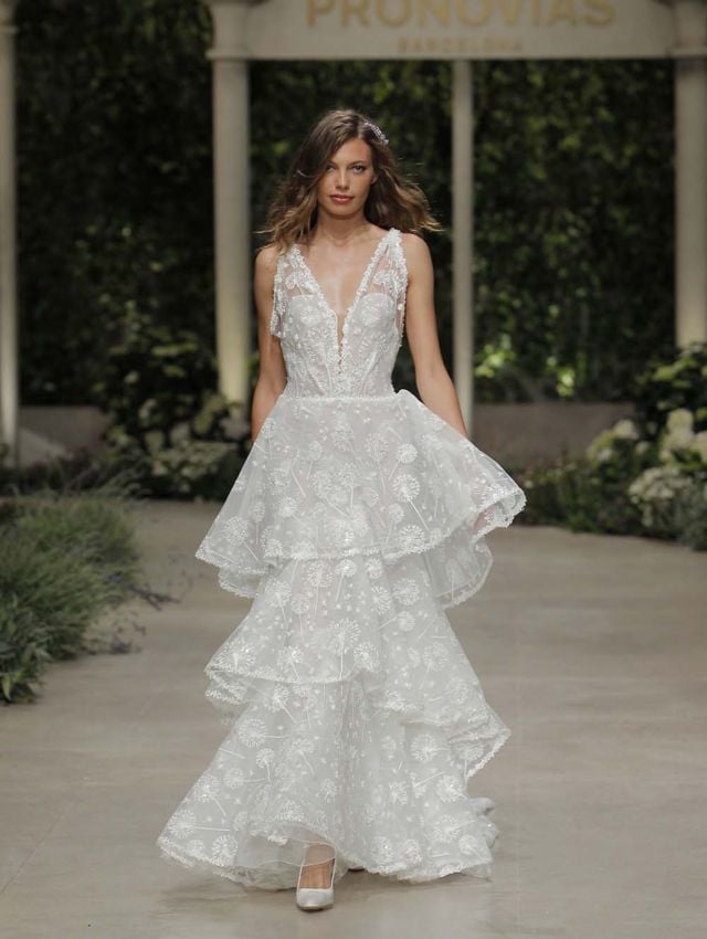 Pronovias spring shop 2019