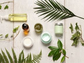 The Eight Bridal Beauty Products Our Editors Are Currently Loving