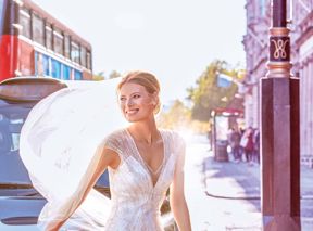 London Is The Perfect Backdrop For These Haute Bridal Gowns