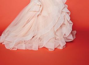 How To Plan A Wedding In Pantone's Trendiest New Colour