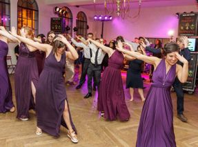 15 Outdated Wedding Trends To Avoid
