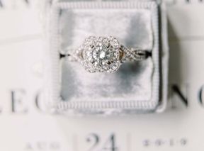 How To Make Sure You Love Your Engagement Ring (And What To Do If You Don't!)