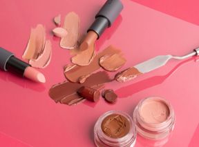 How To Create A Custom Lipstick Shade For Your Wedding Day