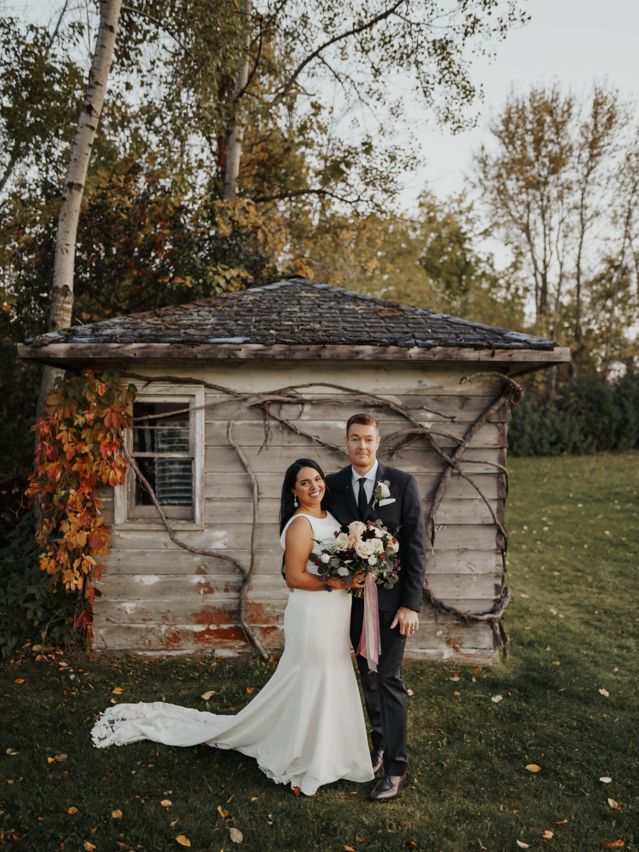 A Classic, Intimate Autumn Winery Wedding in Ontario - Weddingbells